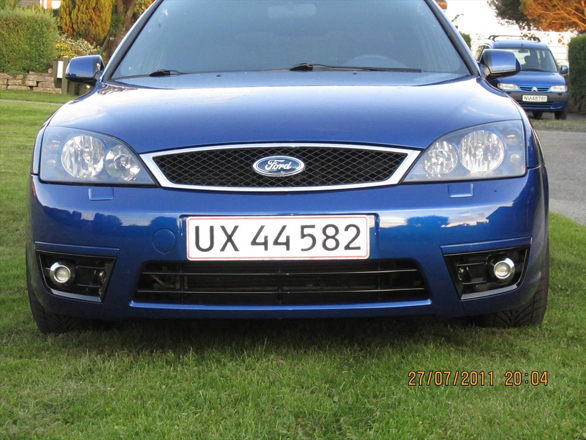 Ford Mondeo Mrk3 st.car(Solgt) - Er blevet mere protent med den front syndes jeg. over vejer om der skal gitter i den nederst del af kofanger som i grillen. billede 2