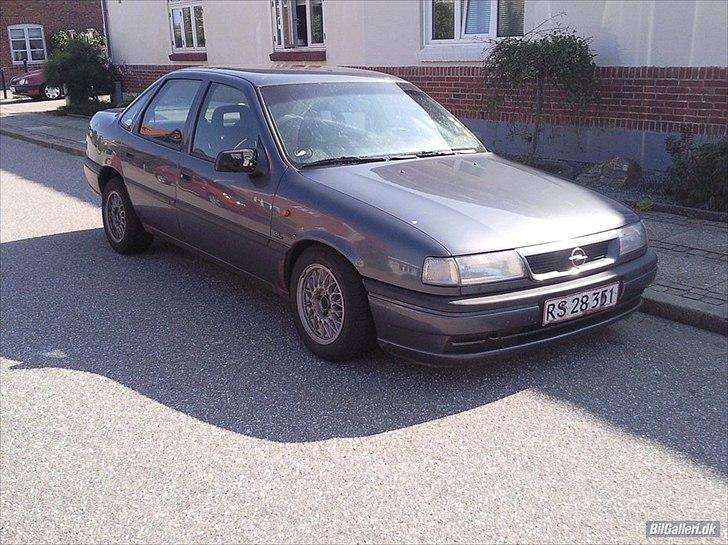 Opel Vectra A 2,0 GL Solgt billede 5