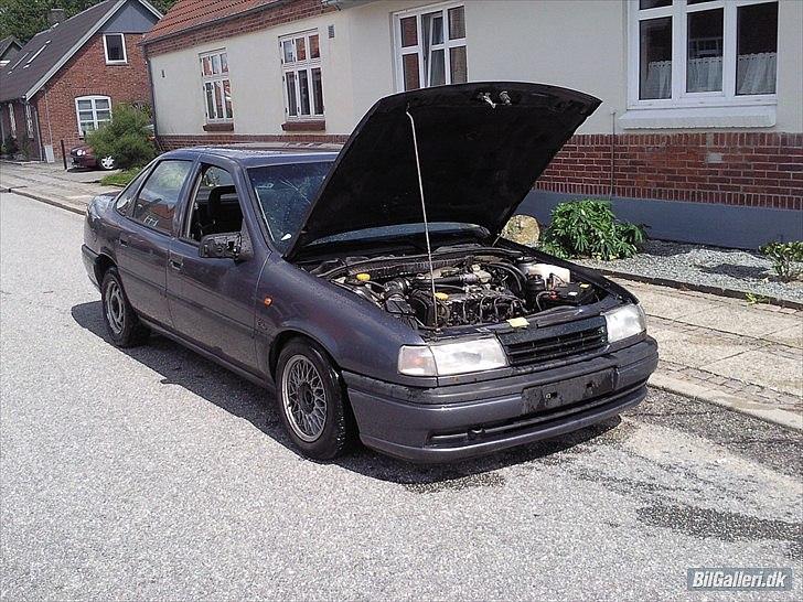 Opel Vectra A 2,0 GL Solgt billede 12