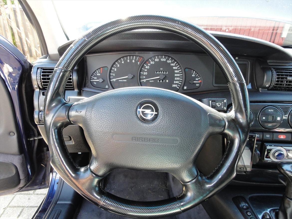 Opel Omega MV6 - Super lækkert Irmscher carbon rat billede 16