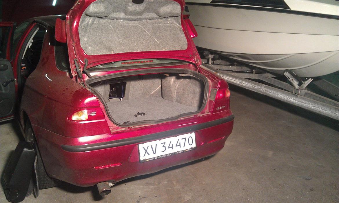 Alfa Romeo 156 billede 14