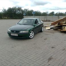 Opel Vectra B 1.6 16V 