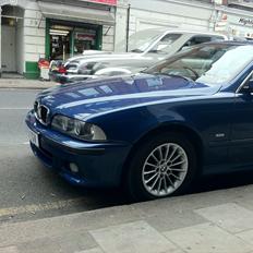 BMW 525iA