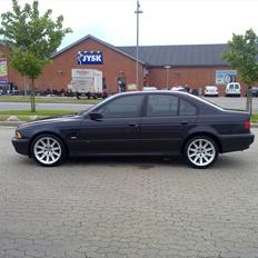 BMW 523i * Solgt*