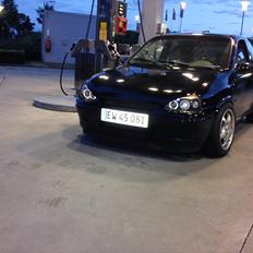 Opel corsa b 1,4 nz ( skrottet ) :(