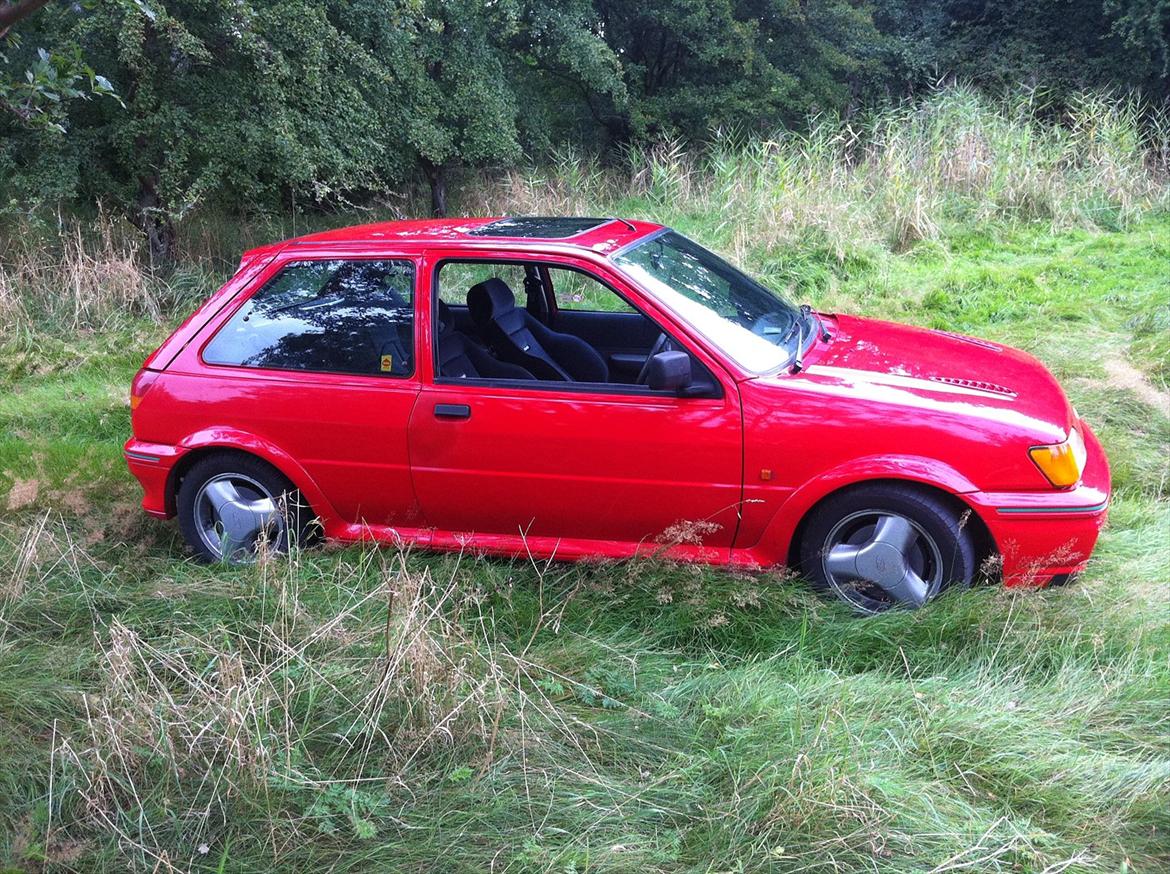 Ford Fiesta RS Turbo  billede 3