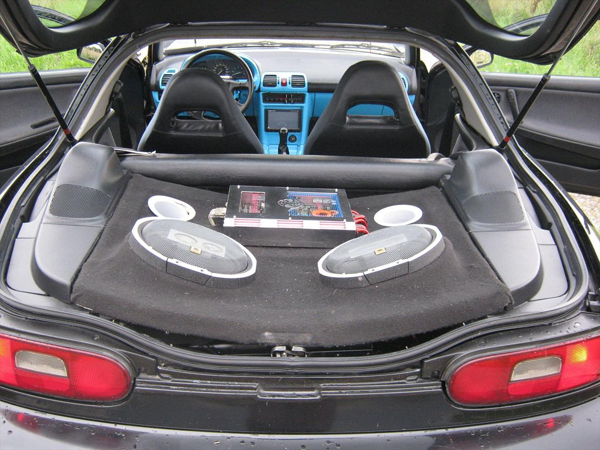 Mazda mx3 v6 1.8 Solgt  billede 3