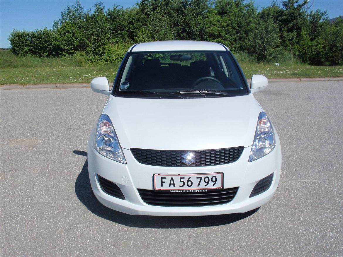 Suzuki Swift GL Aircon billede 8