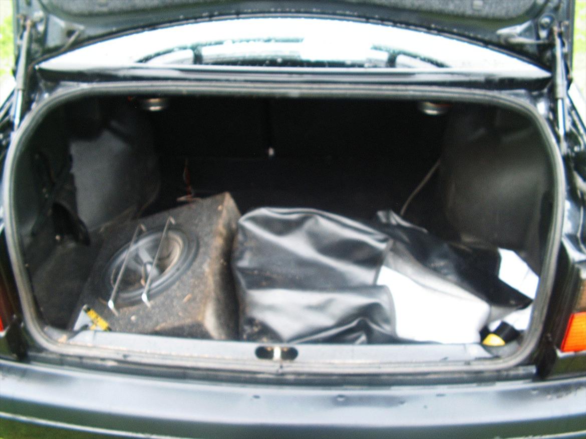 VW Vento 1,8 "SOLGT" billede 17