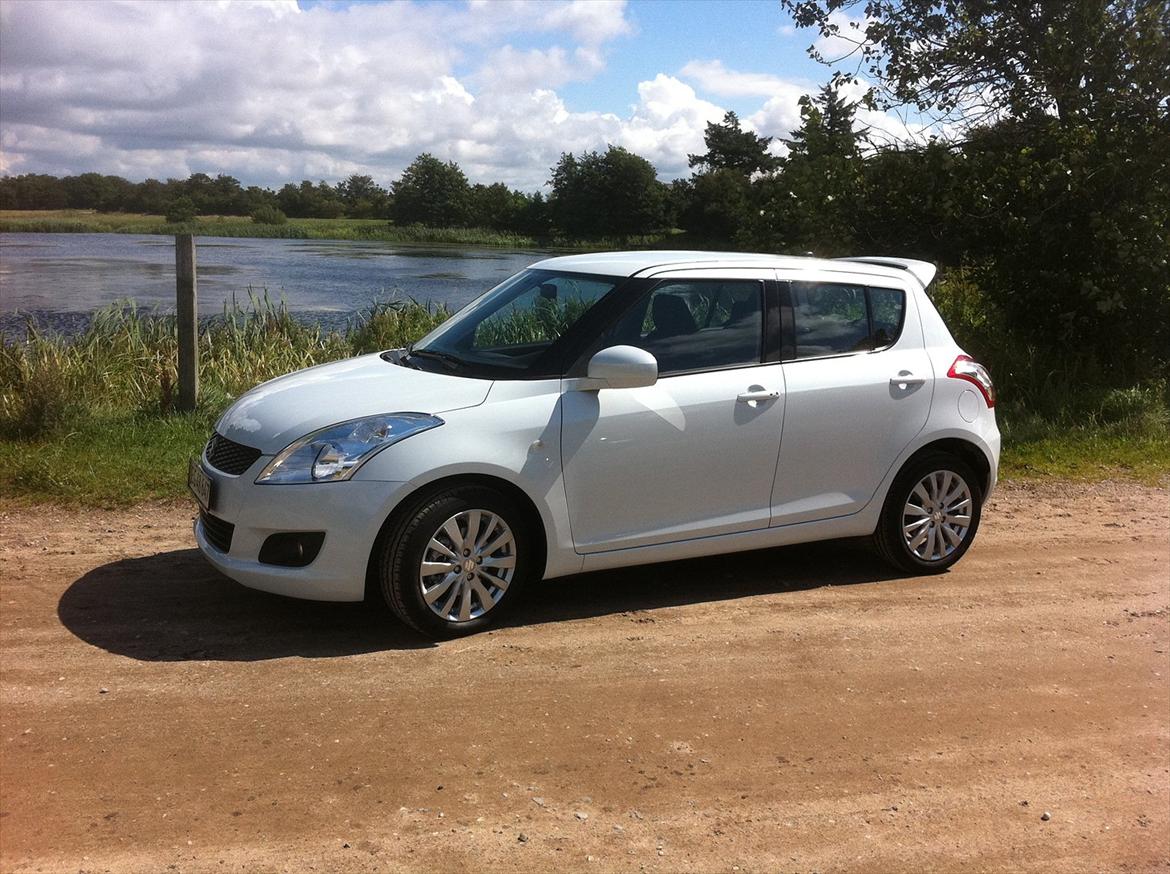 Suzuki Swift 1.2 ECO+ GLX billede 2