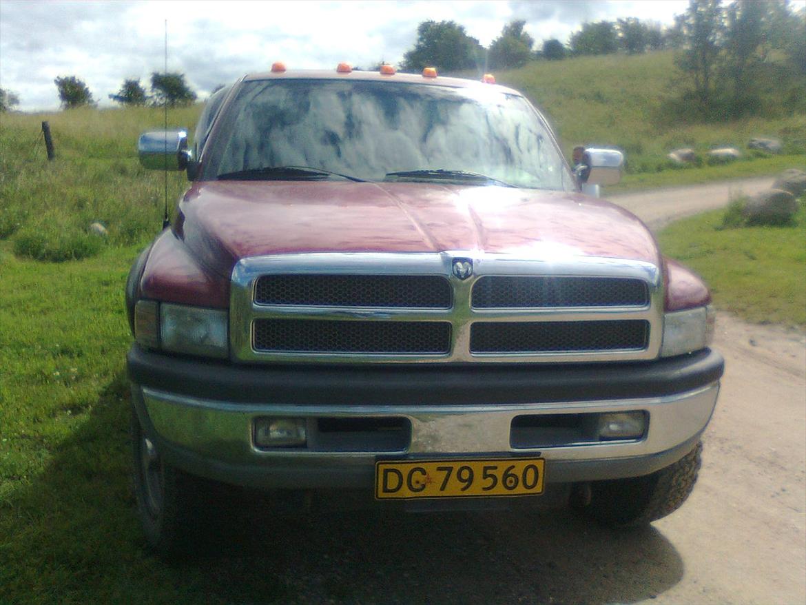 Dodge ram 2500 slt laramie ext cab longbed billede 2