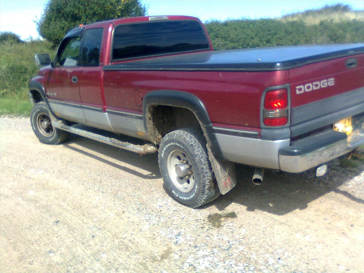 Dodge ram 2500 slt laramie ext cab longbed billede 7