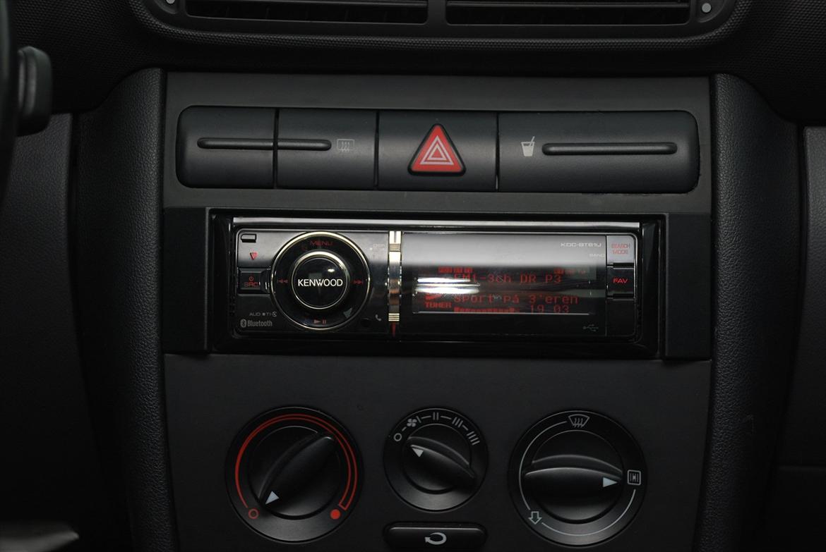 Seat Leon 1M Sport (Solgt) - KENWOOD KDC-BT92SD billede 10