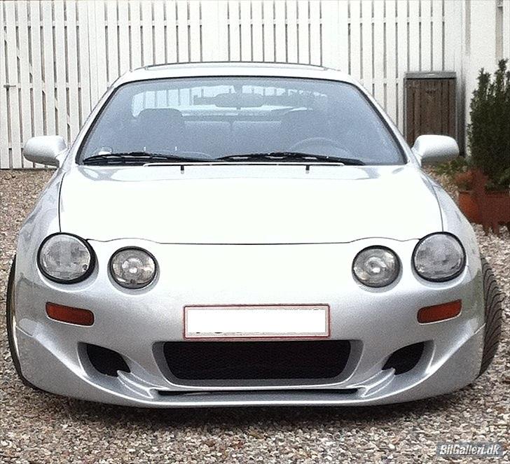 Toyota Celica 2.0 GT T202 (Solgt) billede 2