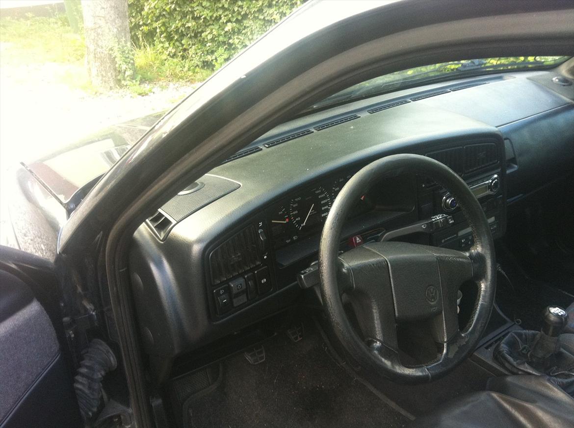 VW Passat 35i VR6 > SOLGT billede 15