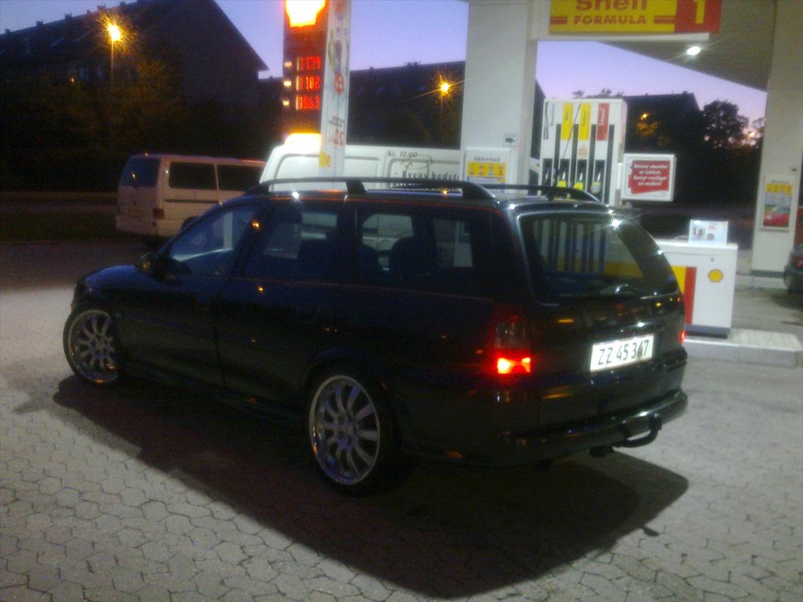 Opel vectra 2,2 dti elegance caravan billede 7