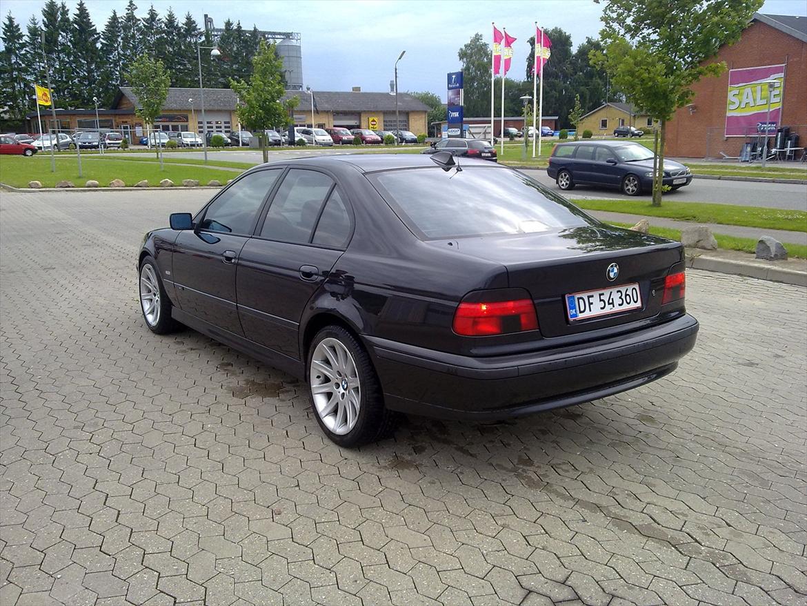 BMW 523i * Solgt* billede 6