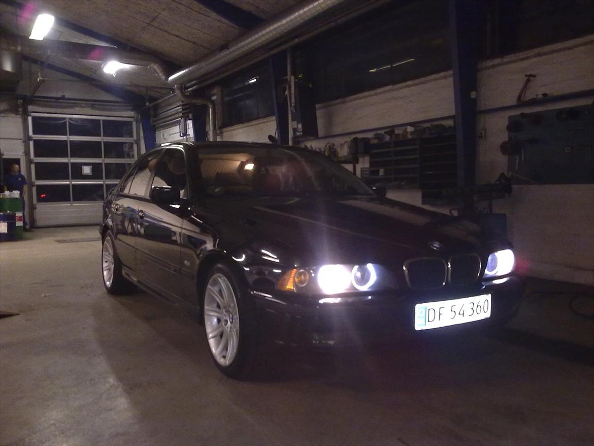 BMW 523i * Solgt* billede 8
