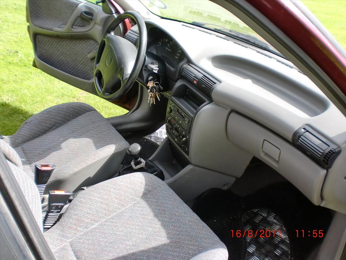 Opel Astra 1,6i **Brænderbil** billede 4