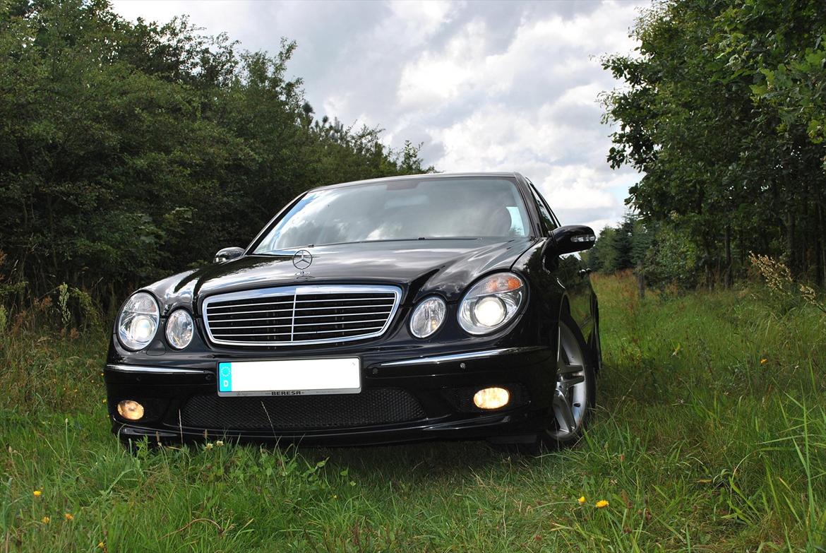 Mercedes Benz E55 AMG billede 14