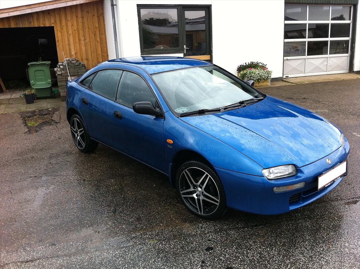 Mazda 323F 1,5i GLX billede 5