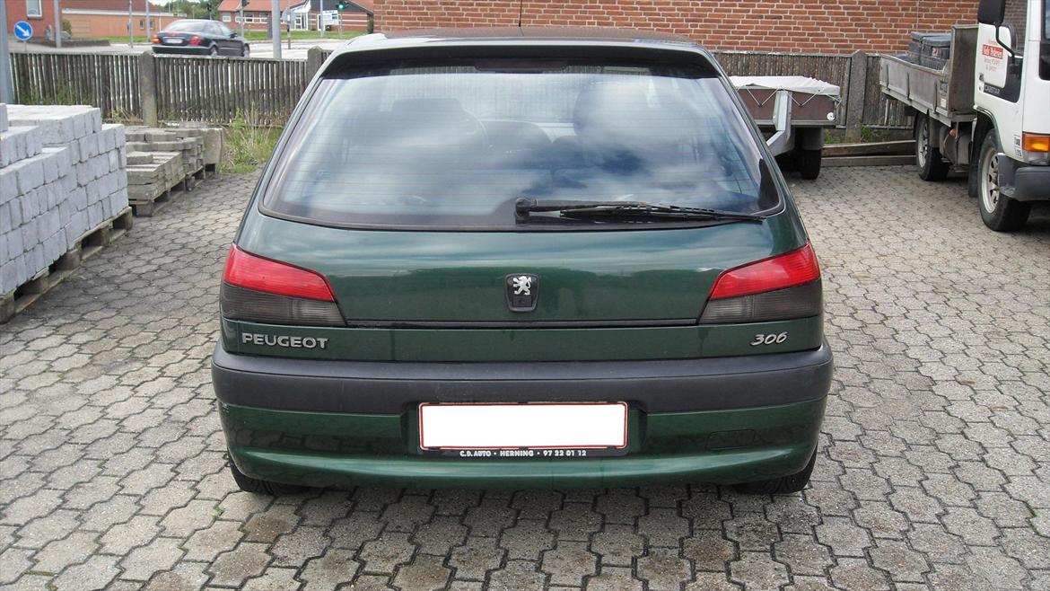 Peugeot 306 XS - Peugeot'en bagfra billede 2