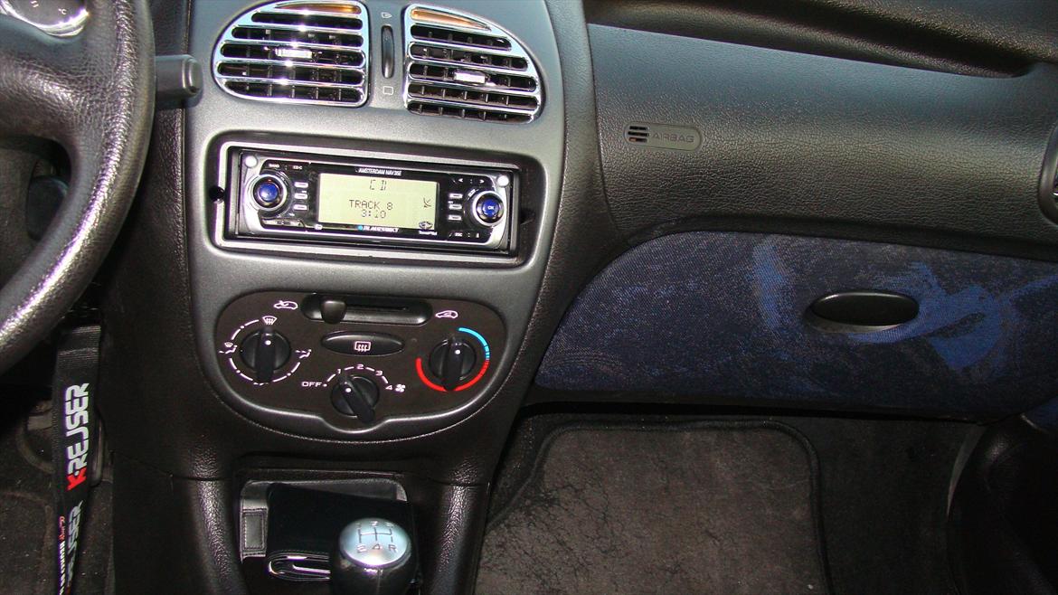 Peugeot 206 billede 12