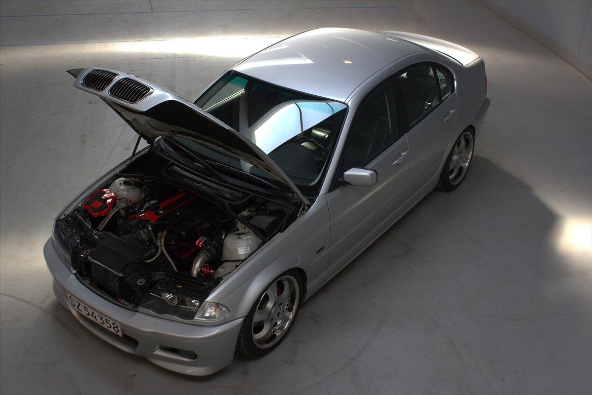 BMW E46 323i billede 4
