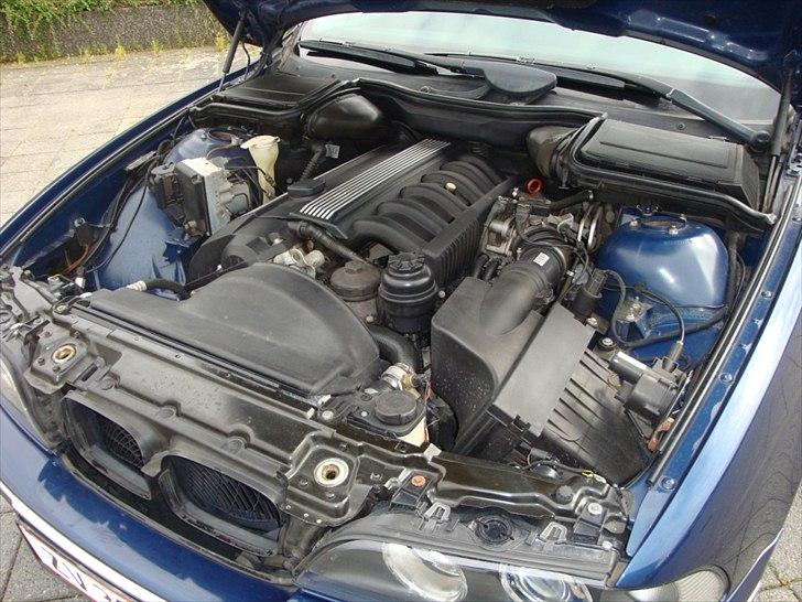 BMW E39 523iA billede 18