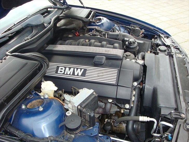 BMW E39 523iA billede 20