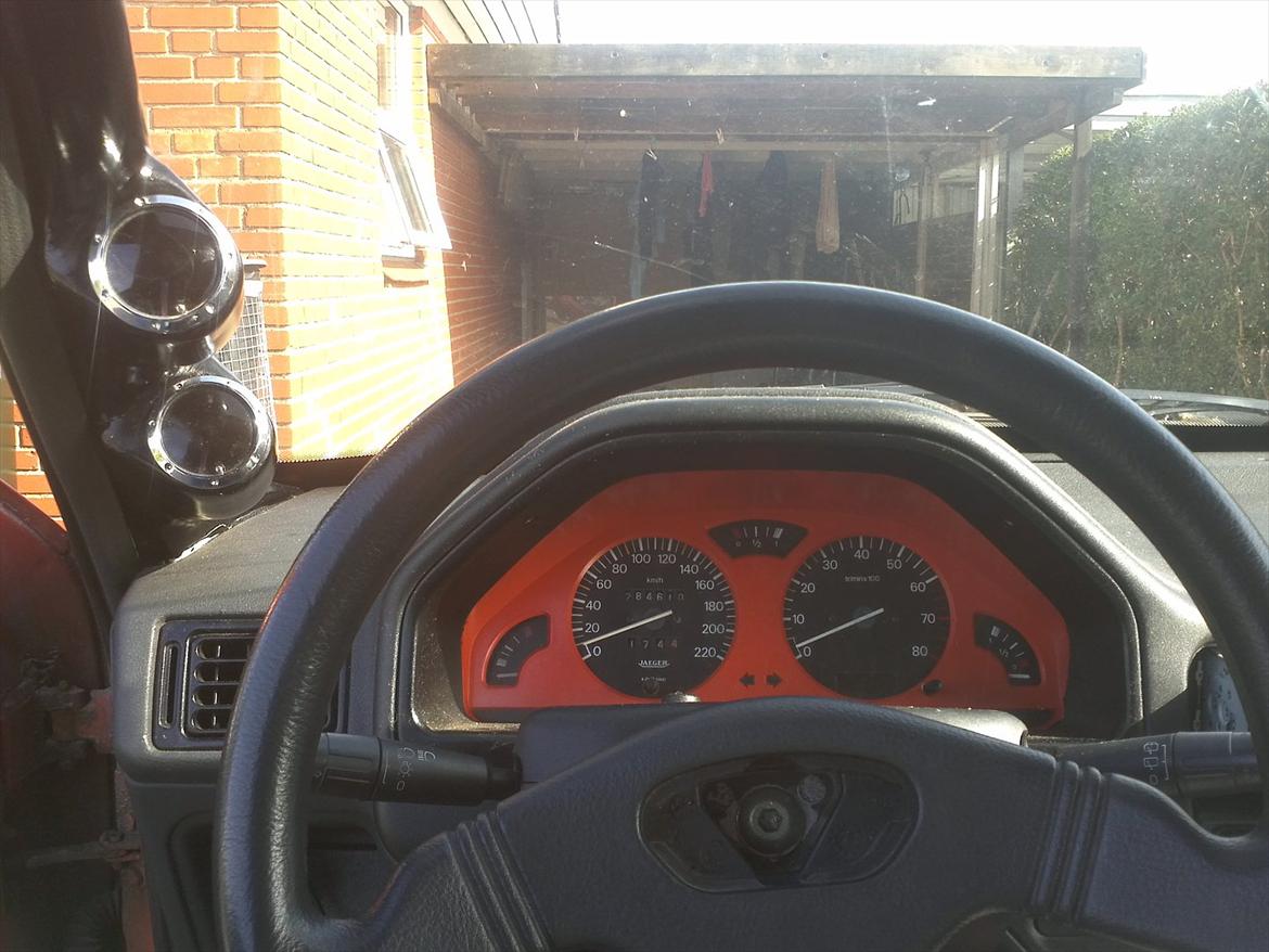 Peugeot 106 1,4i/rally bytte billede 5