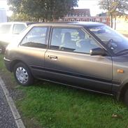 Mazda 323 glx