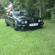 BMW e30 320I Cabiolet