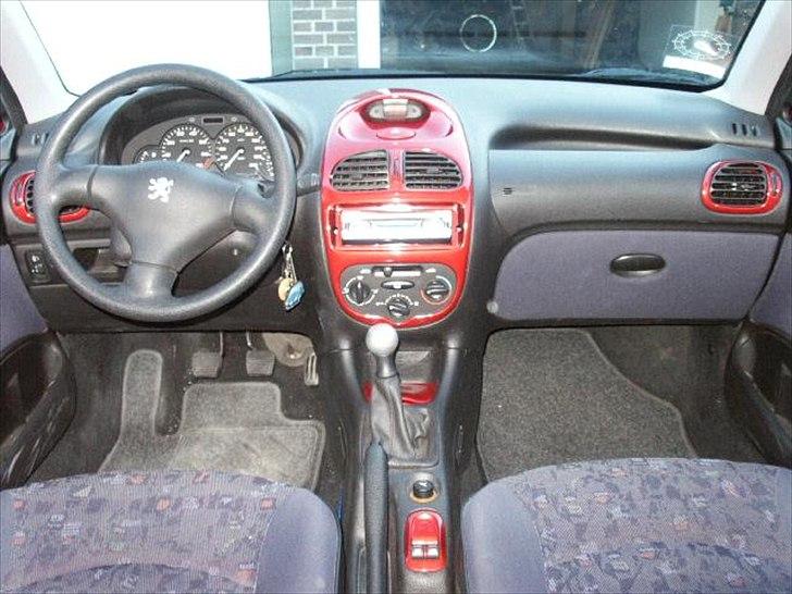 Peugeot 206 - Indfarvet kabine billede 5