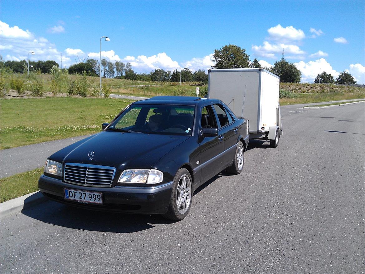 Mercedes Benz C250D Elegance billede 3