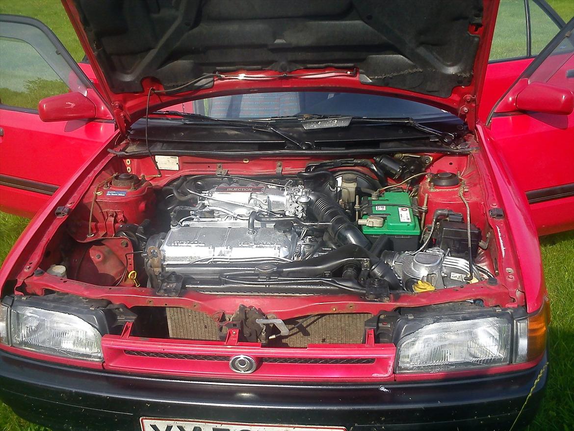 Mazda 323 1.3i GALLA Solgt billede 10