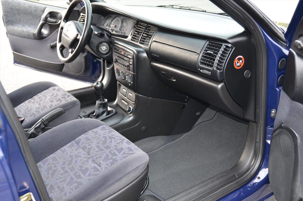 Opel Vectra B Hatchback billede 2