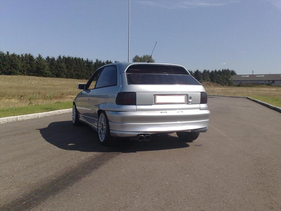 Opel Astra Gsi 24v SOLGT billede 8