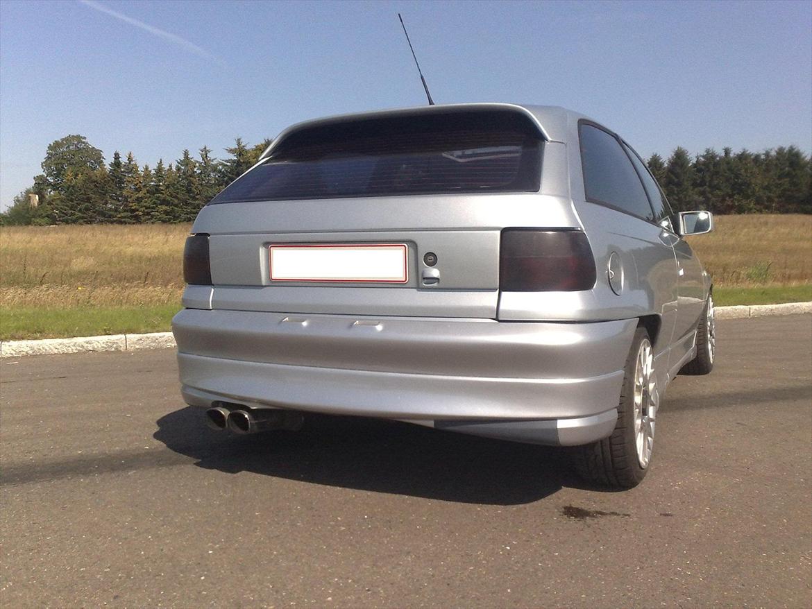 Opel Astra Gsi 24v SOLGT billede 9
