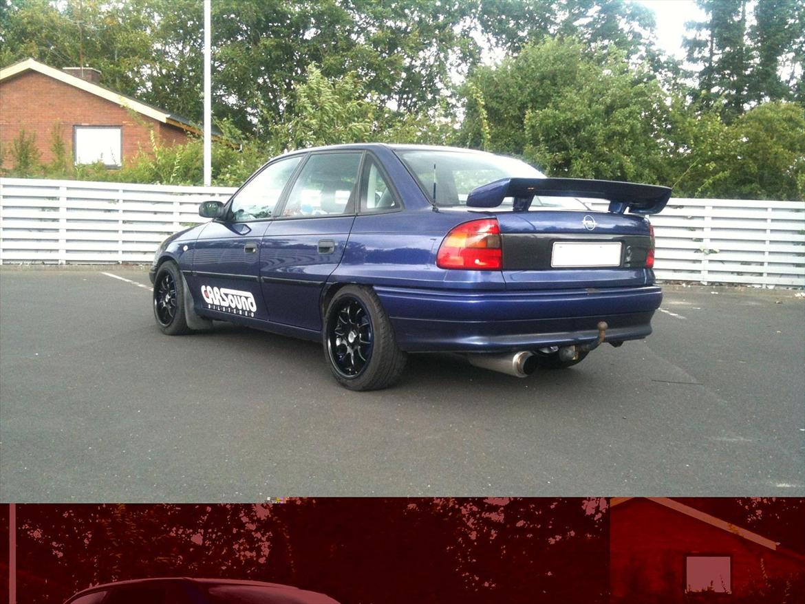 Opel Astra f 1.6 sedan billede 20