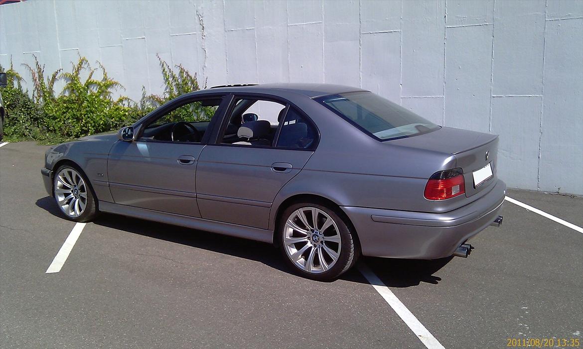 BMW 540i A - E39 - M5 individual - Med gl. forkofanger billede 4