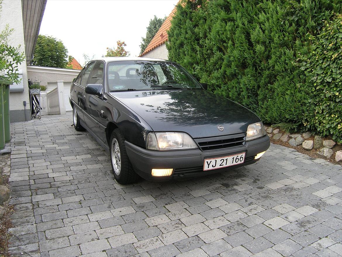 Opel Omega A 2.0i CD billede 1