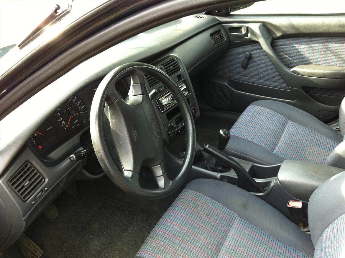 Toyota Carina E Solgt billede 4