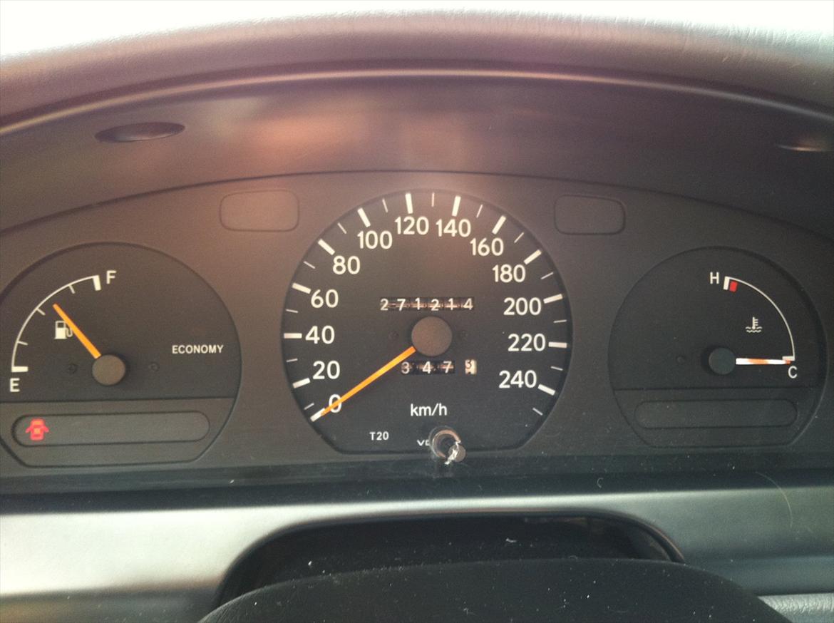 Toyota Carina E Solgt billede 5