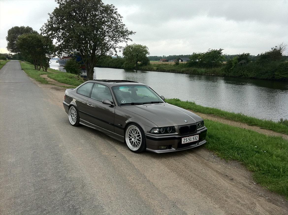 BMW E36 325i Coupé billede 1