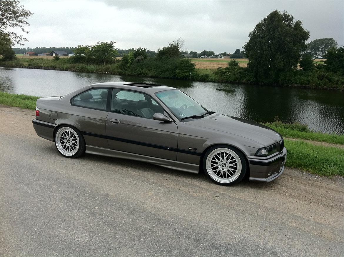 BMW E36 325i Coupé billede 2