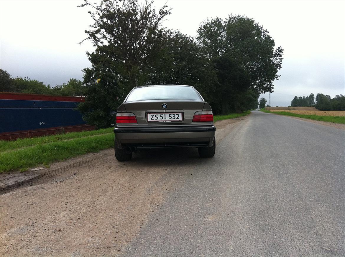 BMW E36 325i Coupé billede 4