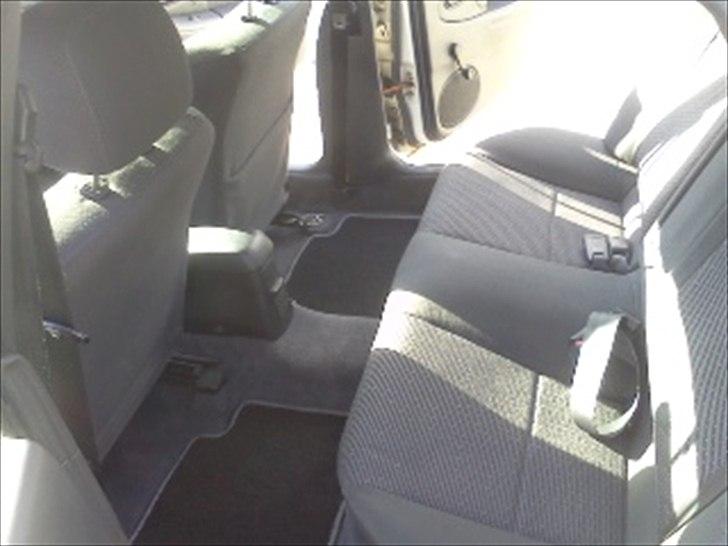 Mazda 323f BA billede 13