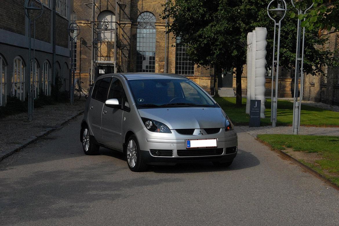 Mitsubishi Colt billede 2