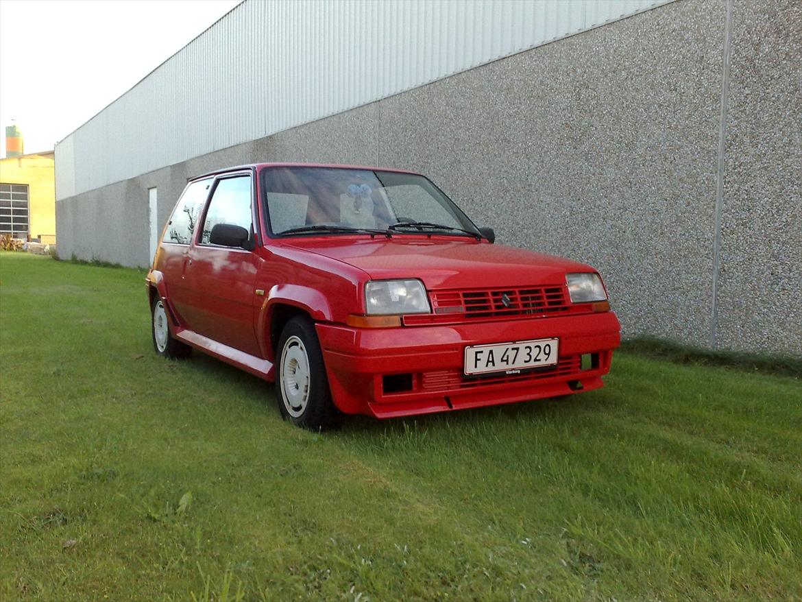 Renault 5 GT Turbo billede 2